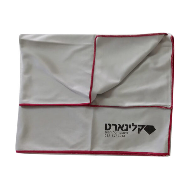 מפלשת מטלית לייבוש והברקת כוסות בלי להשאיר סיבים